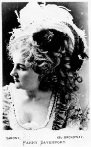 Carte de Visite van Fanny Davenport, ca.1880-98 door American Photographer